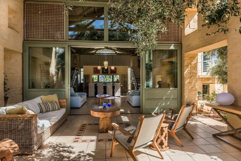 Grecian White Apartment in Crete