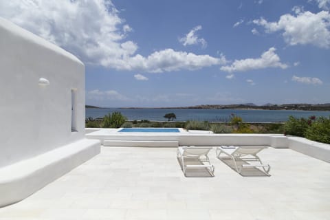 Isle of Beauty Apartment in Paros, Greece