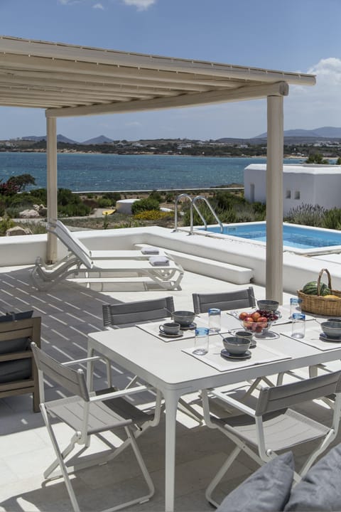 The Mediterranean Moon Apartment in Paros, Greece