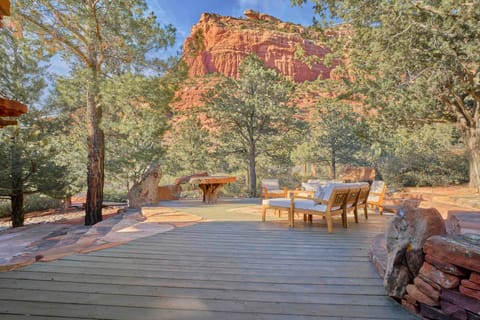 Awe-Inspiring Arizona Villa in Sedona