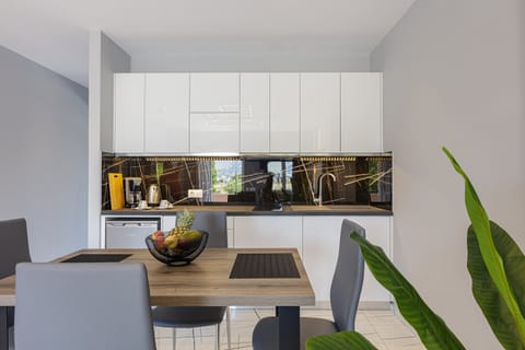 Milk & Tinsel Apartment in Crete