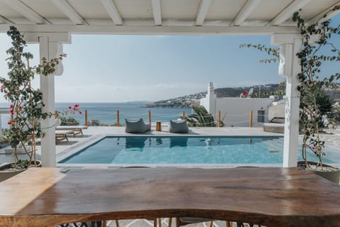 The Blue Paradise Apartment in Mykonos, Mikonos 846 00, Greece