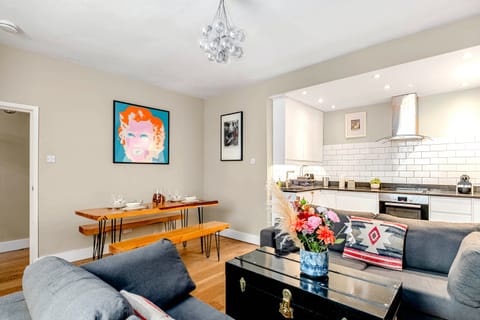 Portobello Apartment in City of Westminster