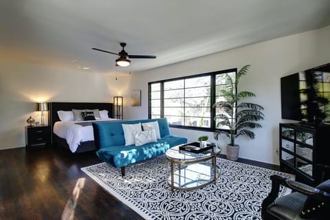 The Gulf Stream Apartment in Santa Barbara