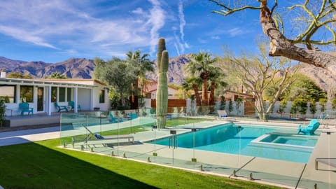 The Garden Cactus Apartment in La Quinta