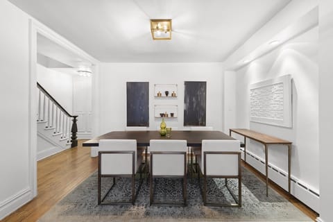 The Modern Times Apartment in Upper East Side