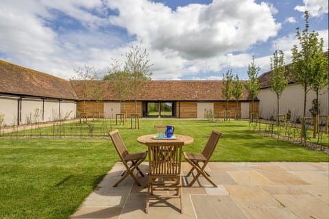 Hammoon Manor Cabin in North Dorset District