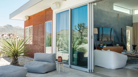 High Desert Mirage Villa in Joshua Tree