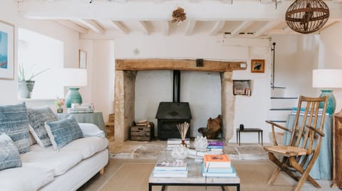 The Little House Cabin in Stroud District