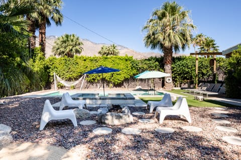 Hyacinth Ranch Villa in Palm Springs