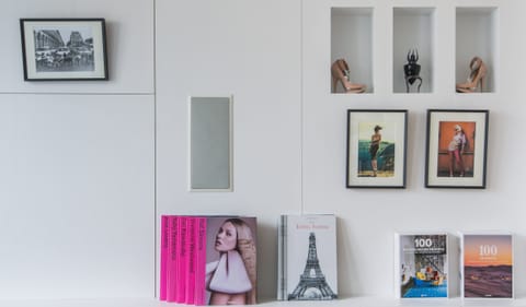 Blue Wave Apartment in Paris