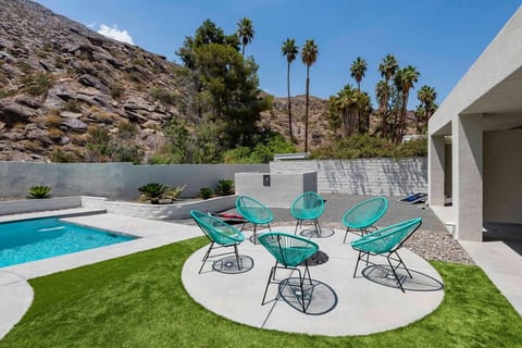 Golden Suncup House in Palm Springs