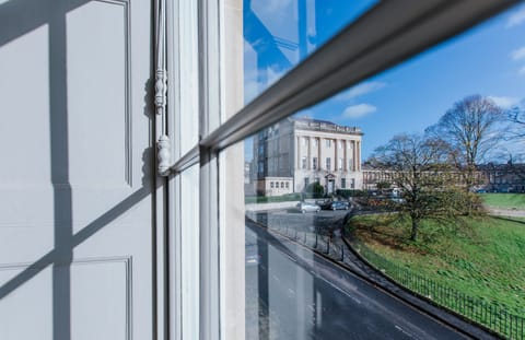 Through The Ages Apartment in Bath