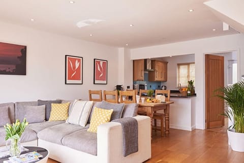 The Wild Goose Apartment in Cotswold District