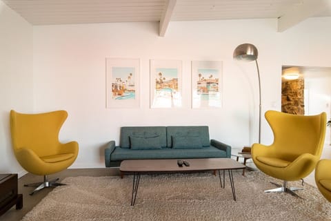The Blue Ridge Apartment in Palm Springs