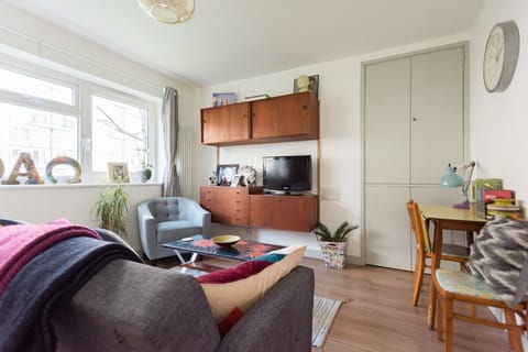 Market Place Apartment in London Borough of Southwark