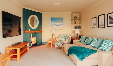 Queen of Queens Apartment in Bognor Regis