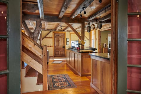 River Song Apartment in Berkshires