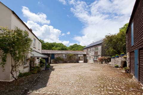 Family On The Farm Cabin in West Devon District