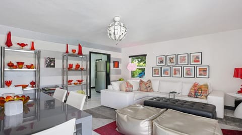 Neon Trees Condo in Palm Springs