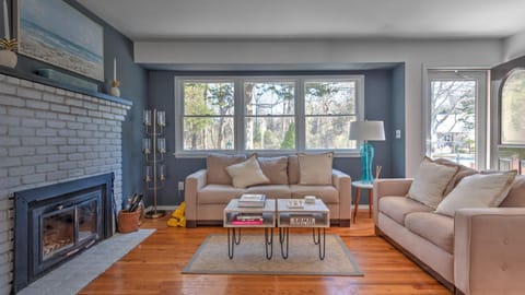 The Dappled Light Apartment in Springs