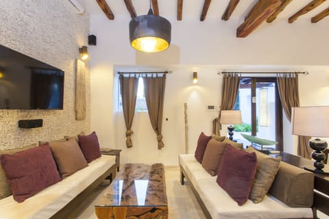 We The Dreamers Villa in Santa Eularia des Riu