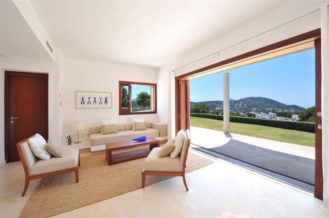 Sapphire Skies Apartment in Ibiza