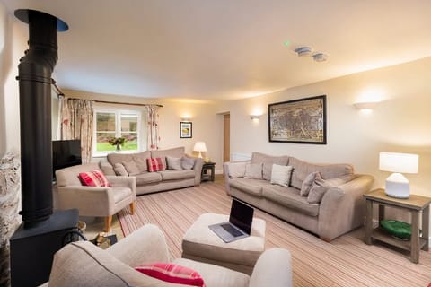 Hammer Hole Apartment in England