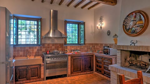 Hearthstone Apartment in Umbria