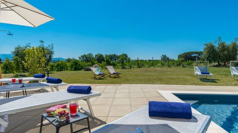 Lavender Lawns Apartment in Tuscany