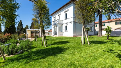 Toscana Treat Apartamento in Rosignano Marittimo