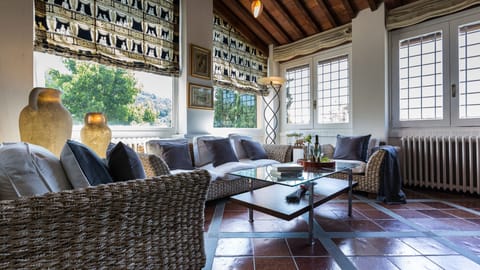 Tuscan Cypress Apartment in Emilia-Romagna