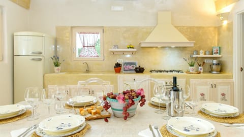 White Stone Serenade Apartment in Province of Taranto