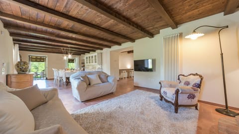 Tartufo Bianco Apartment in Umbria