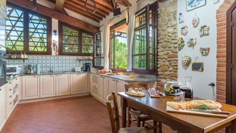 Bella Vita Apartment in Tuscany