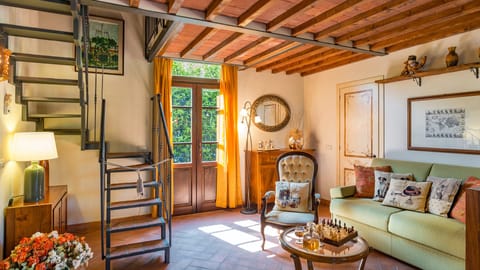 Bella Vita Apartment in Tuscany