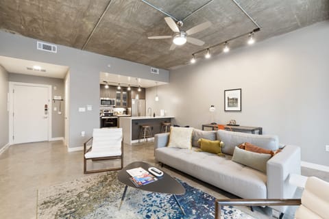 Moonlight Tower Apartment in Austin