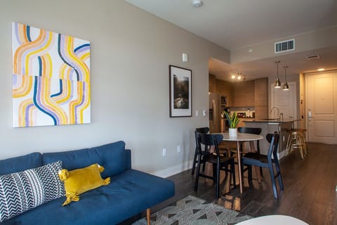 River Blues Apartment in LoDo