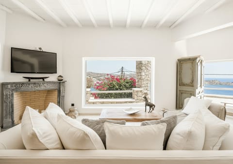 Zeus’ Kiss Apartment in Mykonos