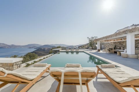 Heaven's Edge Apartment in Mykonos, Mikonos 846 00, Greece