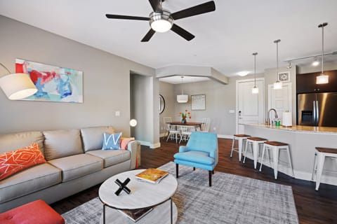 Lone Star Apartment in Frisco