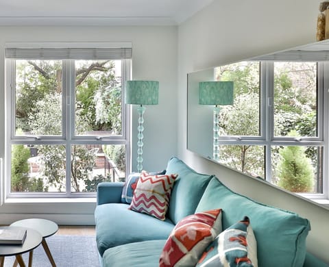 Speckled Blue Apartment in London Borough of Southwark