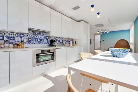 Opal Crush Apartment in South Beach Miami