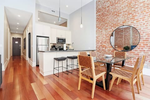 Sweet Like Molasses Condo in French Quarter