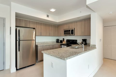 Smooth Talking Apartment in Coral Gables