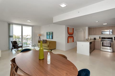 That Miami Light Apartment in Coral Gables