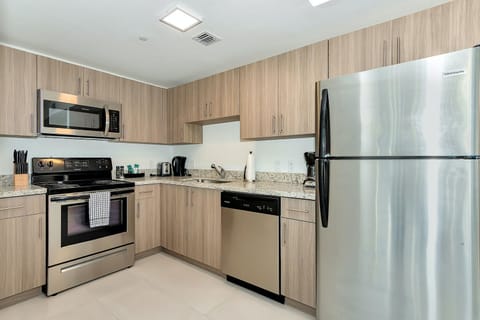 Coco Loco Apartment in Coral Gables