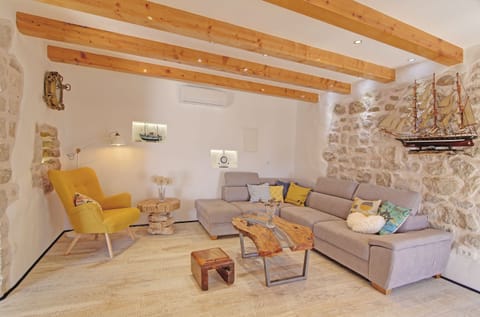 Life in Turquoise Apartment in Dubrovnik-Neretva County