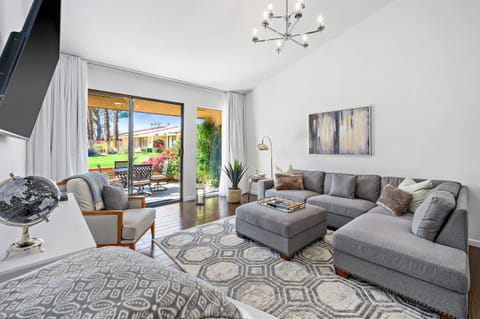 Day Dream Apartment in Rancho Mirage