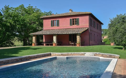 La Pesca Apartment in Tuscany